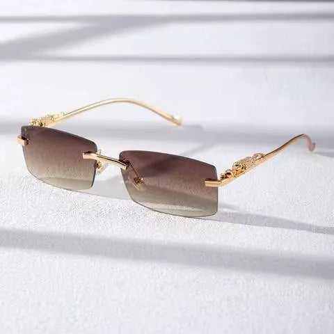 Chic rimless square glasses with gold decorated temples and gradient brown lenses